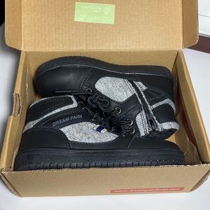 Dream Pairs Toddler 9 Boots